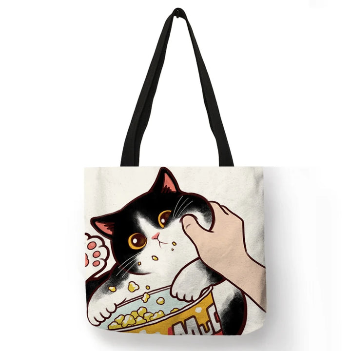 Sally ™ Kissing Cat Leisure Tote Bag.